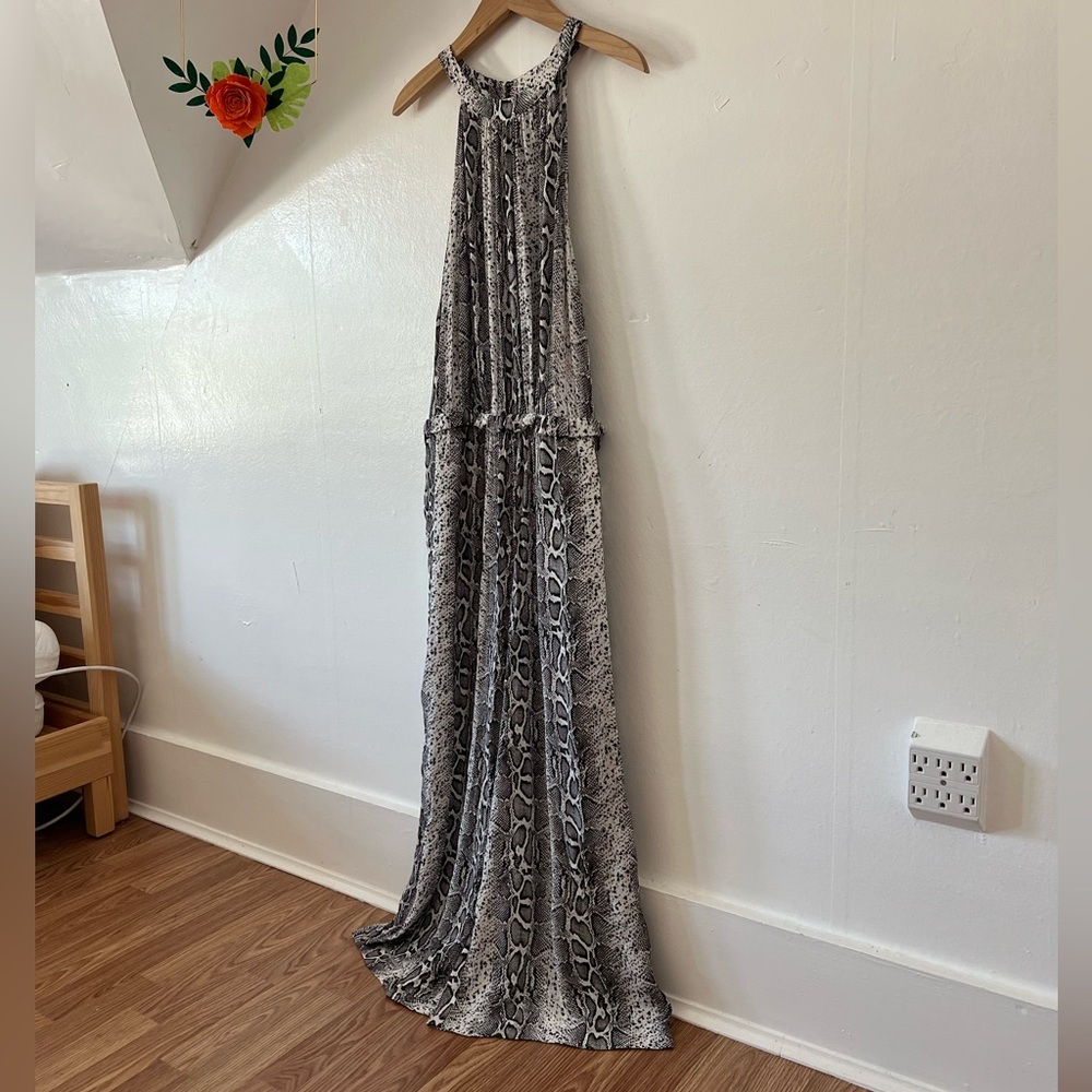 NWOT snakeskin halter jumpsuit sz12 wide leg 70s necklace collar ruffle beltloop